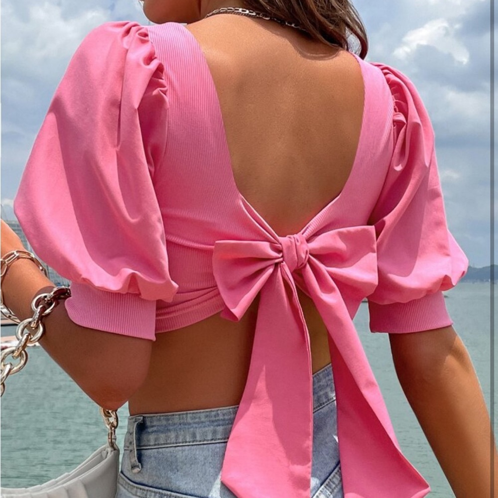 Pink bow top